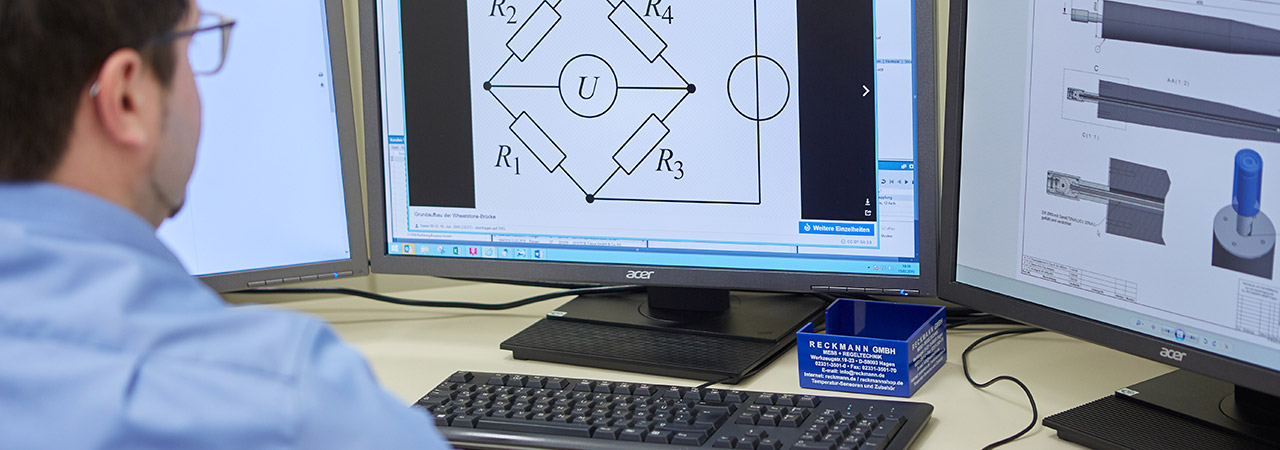 RECKMANN GMBH Zeichnung im Büro